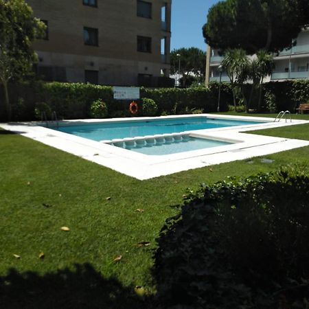 Apartament Lloret De Mar Fenals 100M Beach Exterior photo