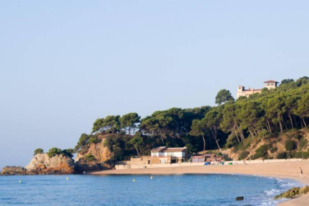 Apartament Lloret De Mar Fenals 100M Beach Exterior photo